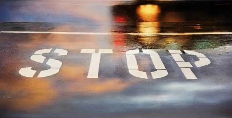 Stop-Doing-StartUp-eCommerce-Mistakes.jpg